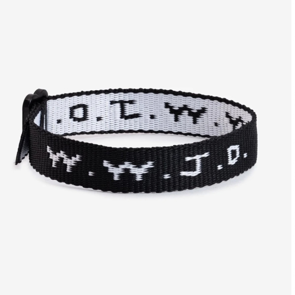 W.W.J.D. Adjustable Fit Bracelet Approx: 80 piece